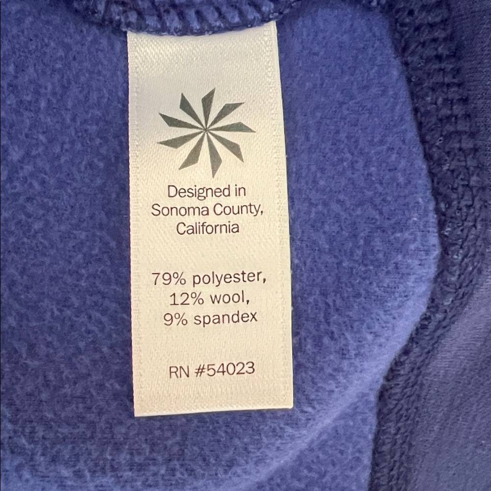 Athleta pull over - Picture 5 of 5